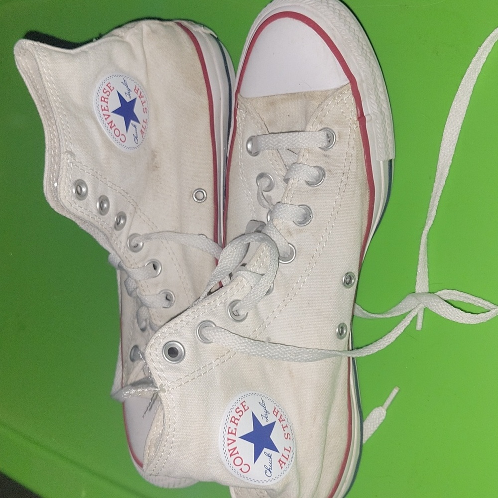 High-top Converse